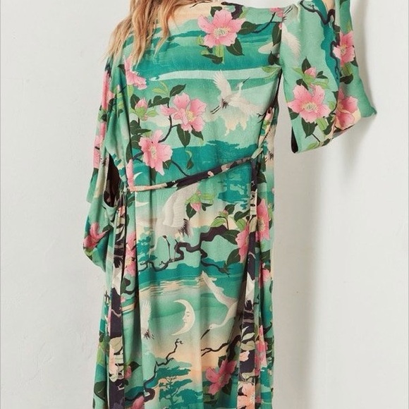 Spell Multicolor Floral Robe - Picture 3 of 7